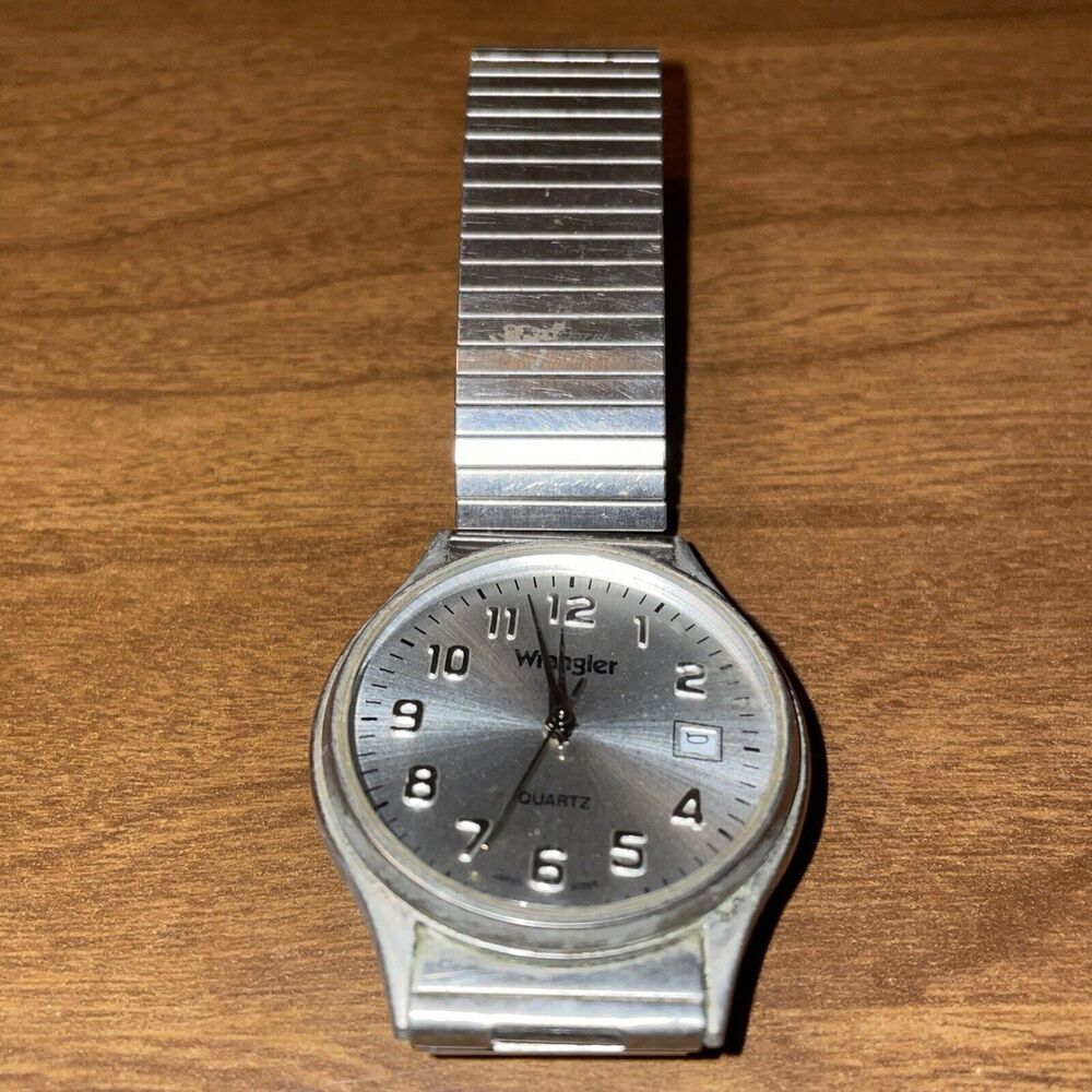 Wrangler Mens Watch Silvertone Second Hand Date Expansion Band For Parts Only
